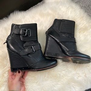 Black Dolce Vita leather wedge boots 6.5